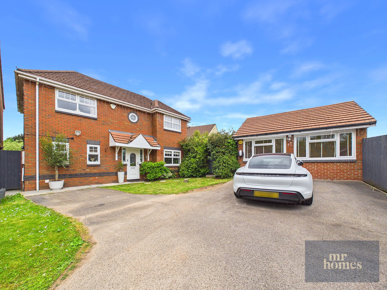 Patreane Way, Michaelston Gardens, Cardiff, CF5
