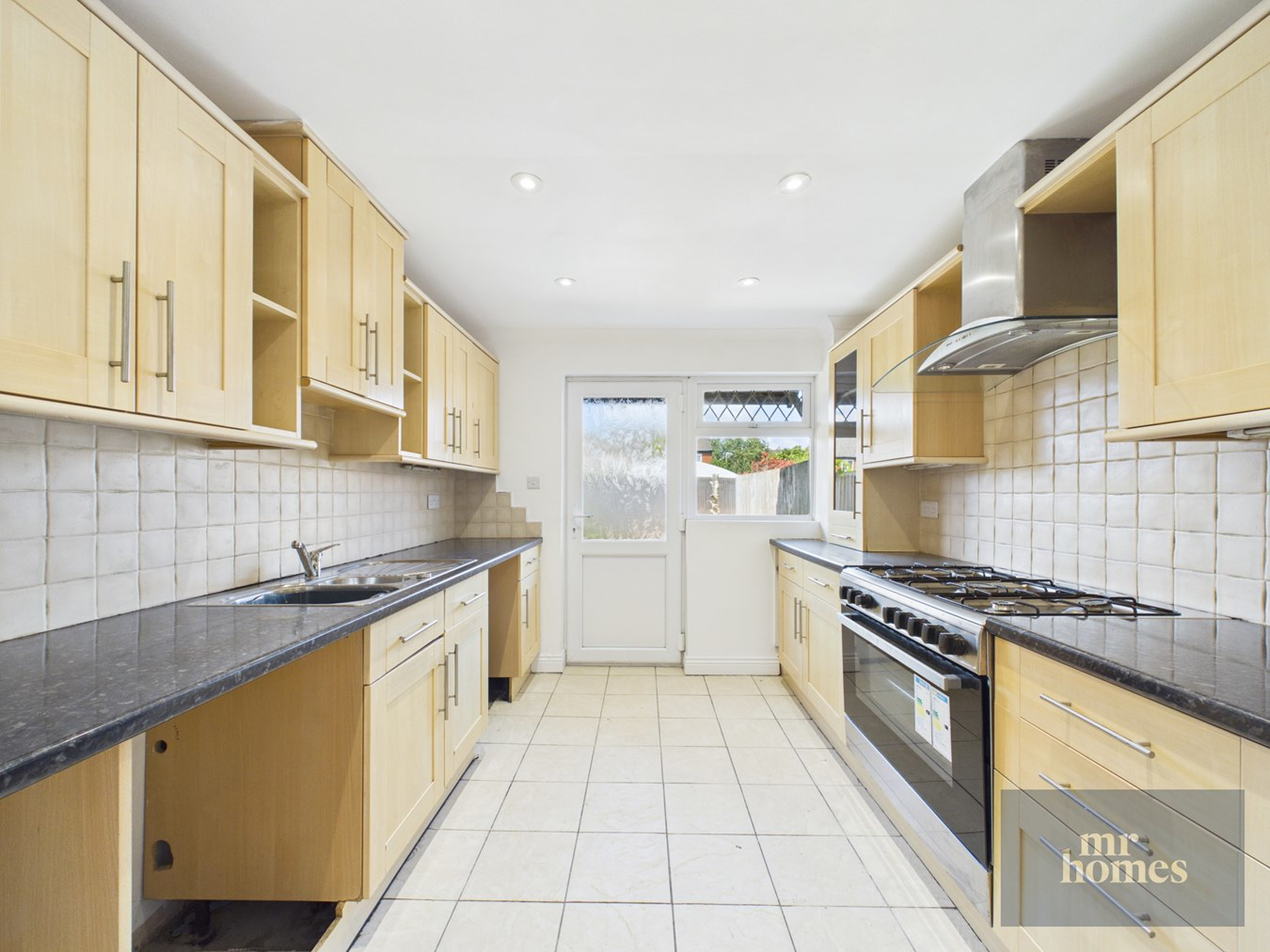 Holmesdale Street, Grangetown, Cardiff, CF11, photo 3