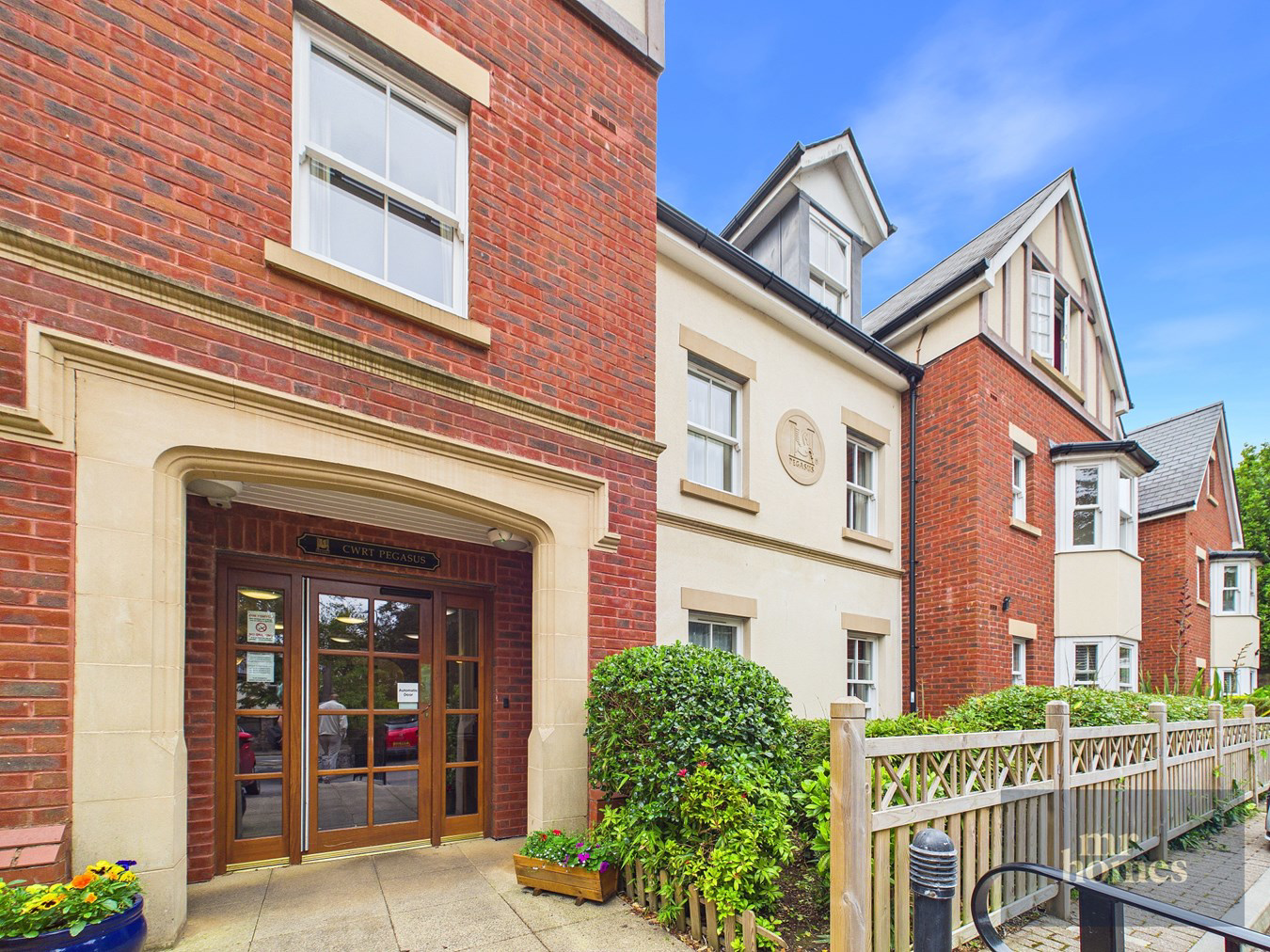 Cardiff Road, Llandaff, Cardiff, CF5