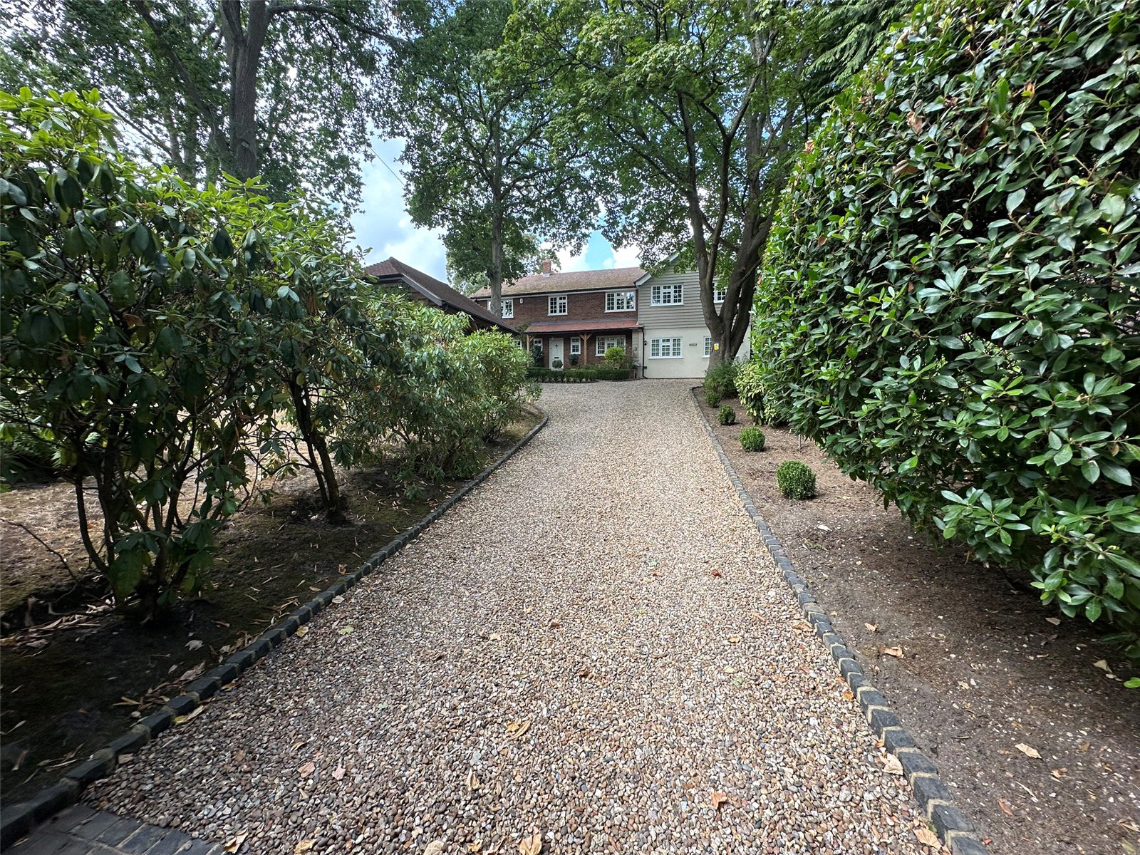 Cricket Hill Lane, Yateley, Hampshire, GU46