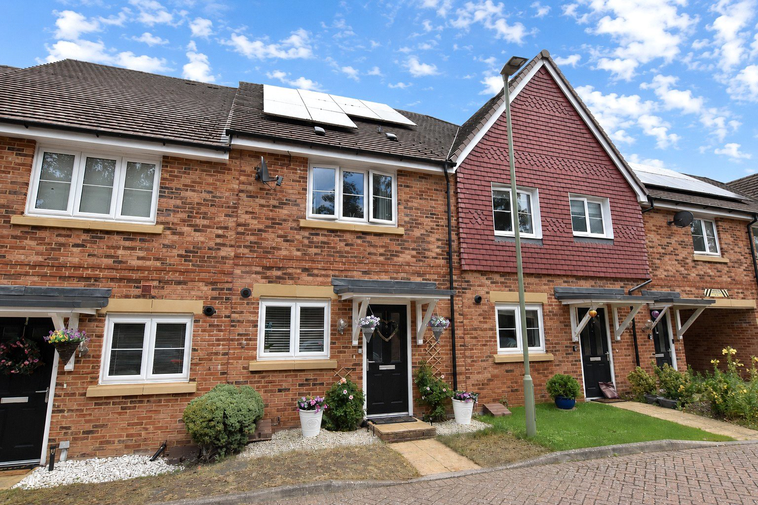 Nightjar Close, Farnborough, GU14