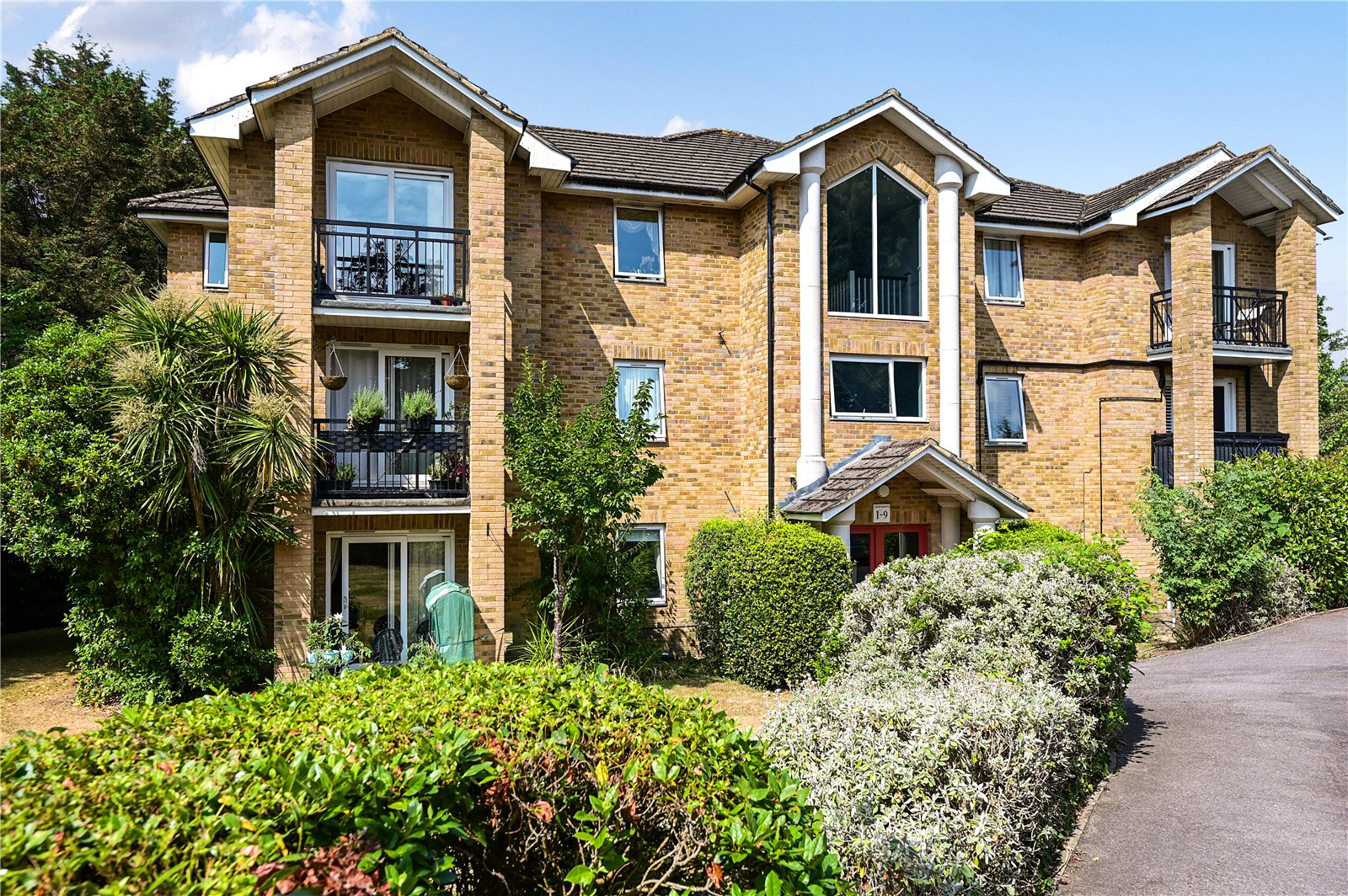 Salisbury Road, Farnborough, Hampshire, GU14