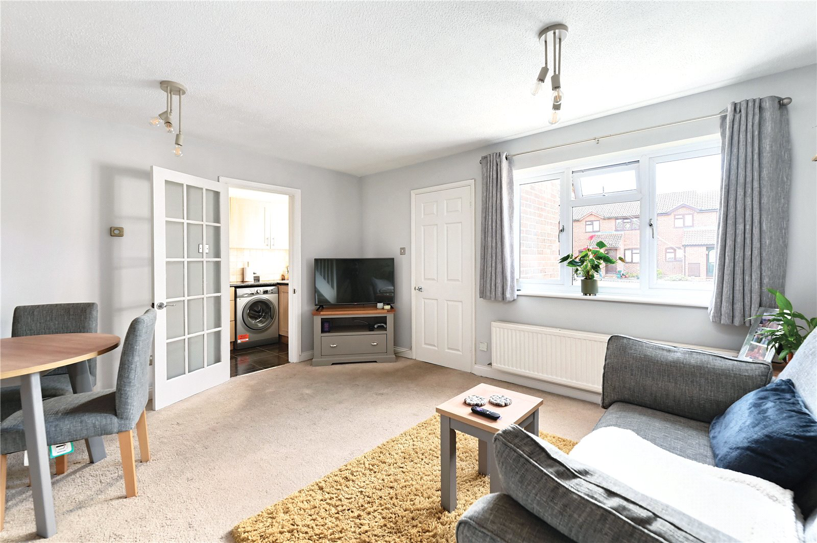 Mallard Close, Ash, Guildford, Surrey, GU12, photo 4