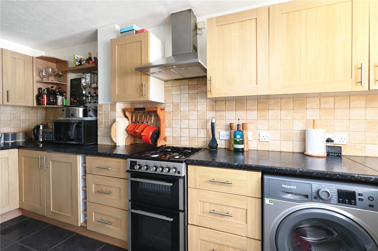 Mallard Close, Ash, Guildford, Surrey, GU12, photo 5