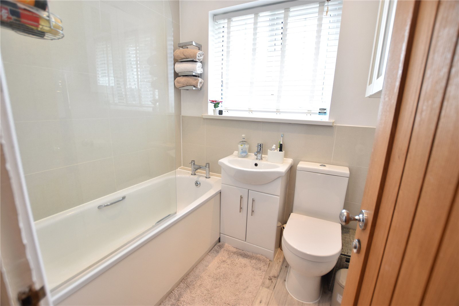 Pinehurst Avenue, Farnborough, Hampshire, GU14, photo 7