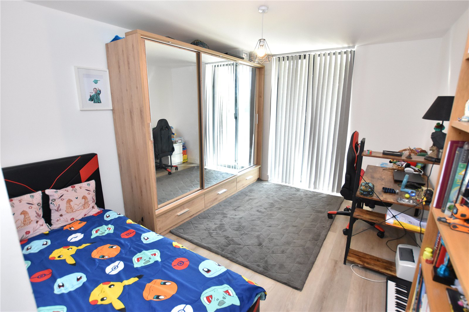 Photo 6