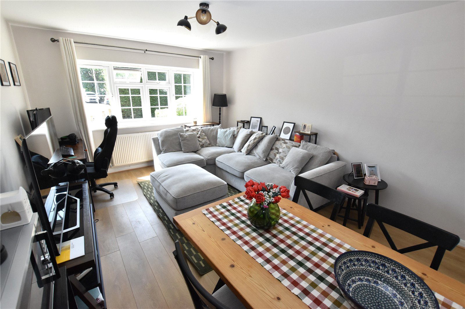 Alexandra Road, Farnborough, Hampshire, GU14, photo 7