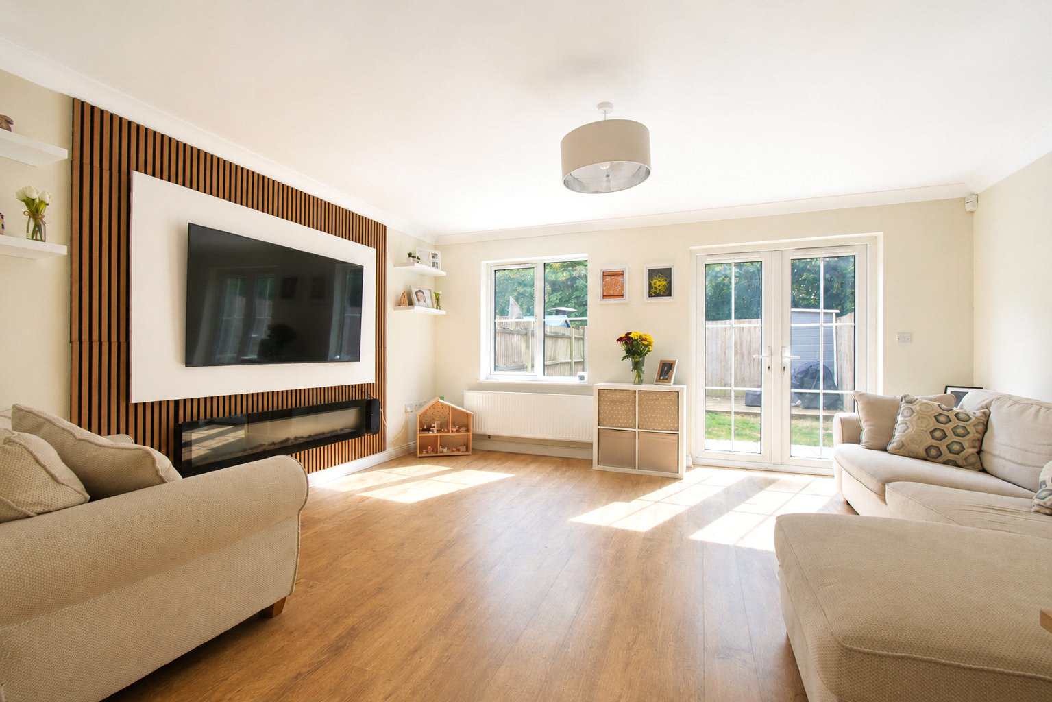 Kingsbridge End, Hook, Hampshire, RG27, photo 2