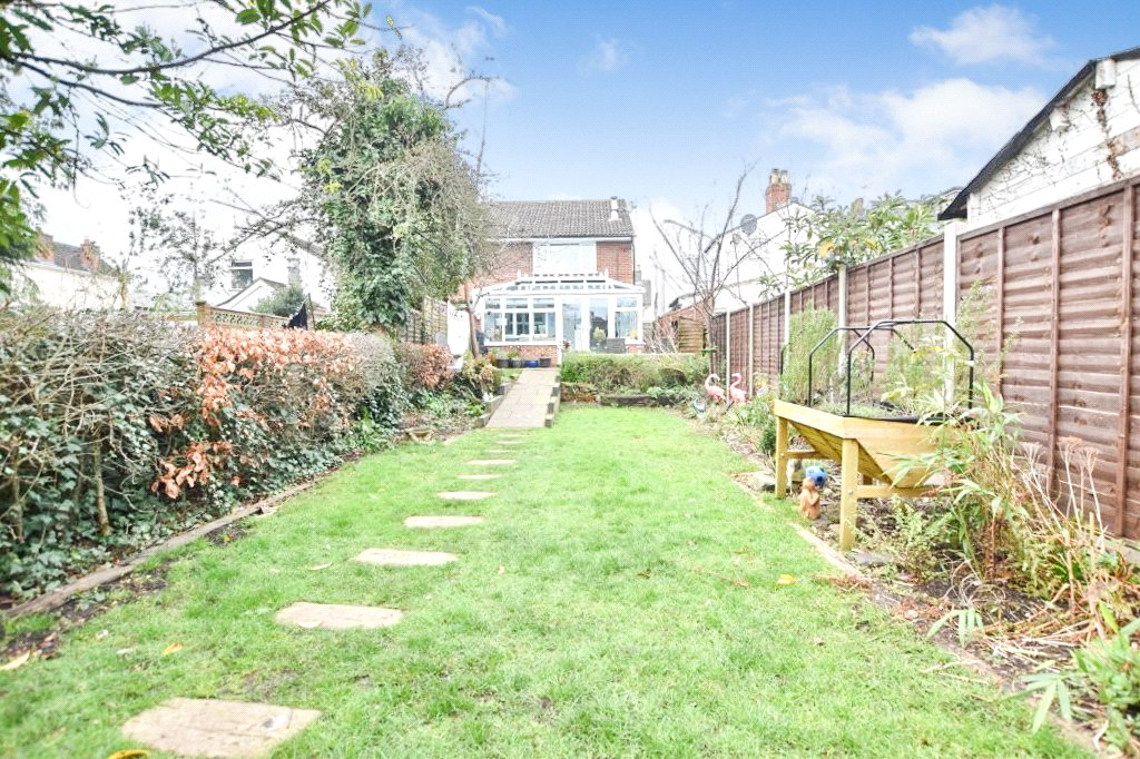 Somerset Road, Farnborough, Hampshire, GU14