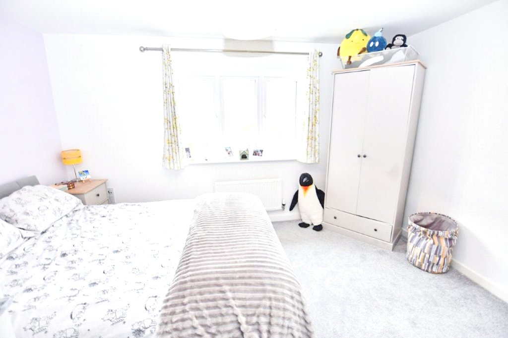Nightjar Close, Farnborough, Hampshire, GU14, photo 6
