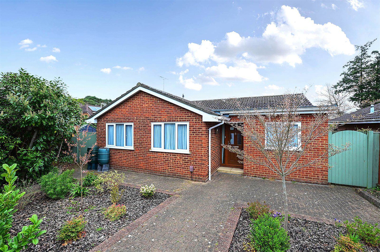 Reading Road South, Church Crookham, Fleet, Hampshire, GU52