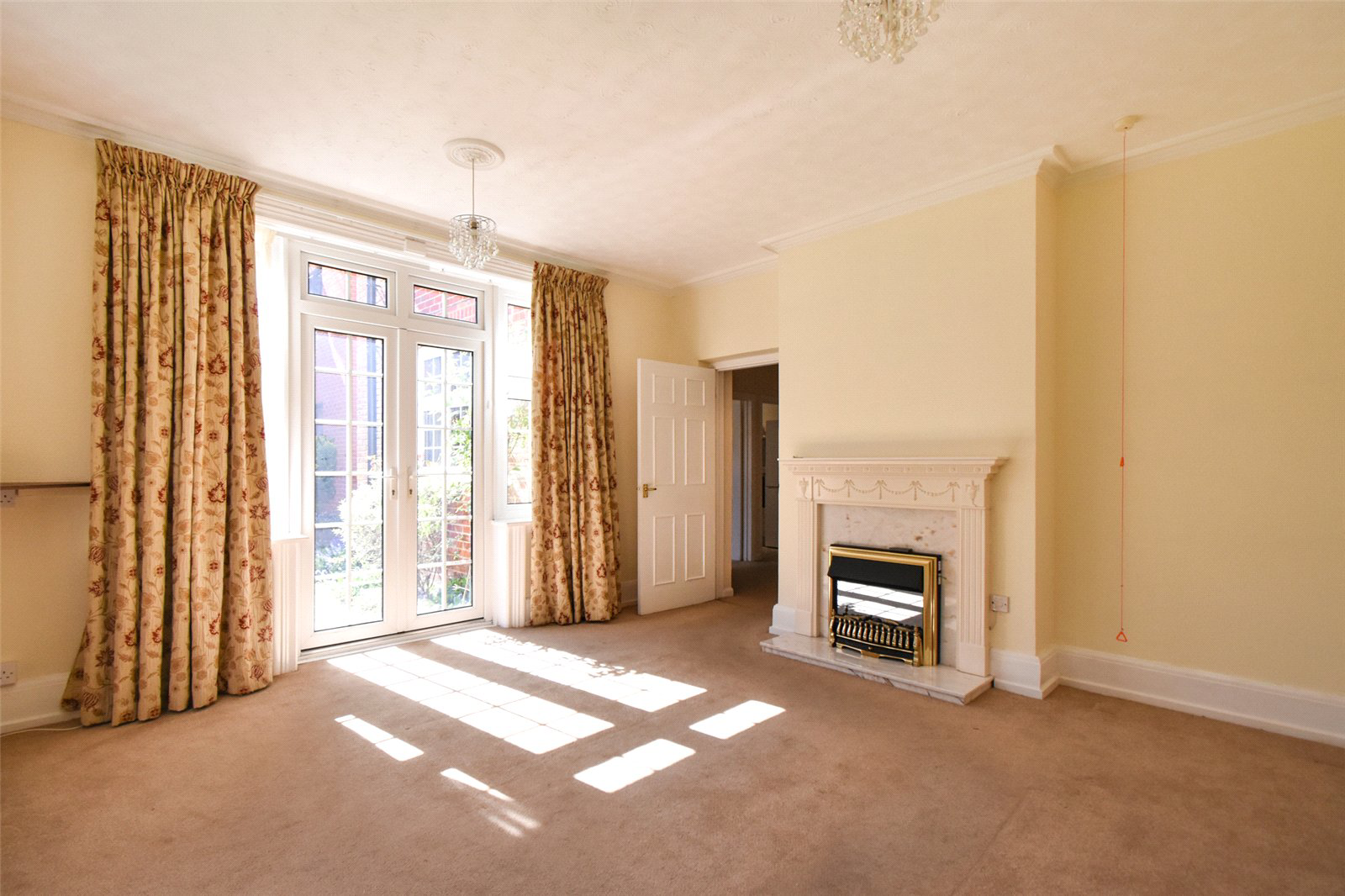 Berry Court, Hook, Hampshire, RG27, photo 2