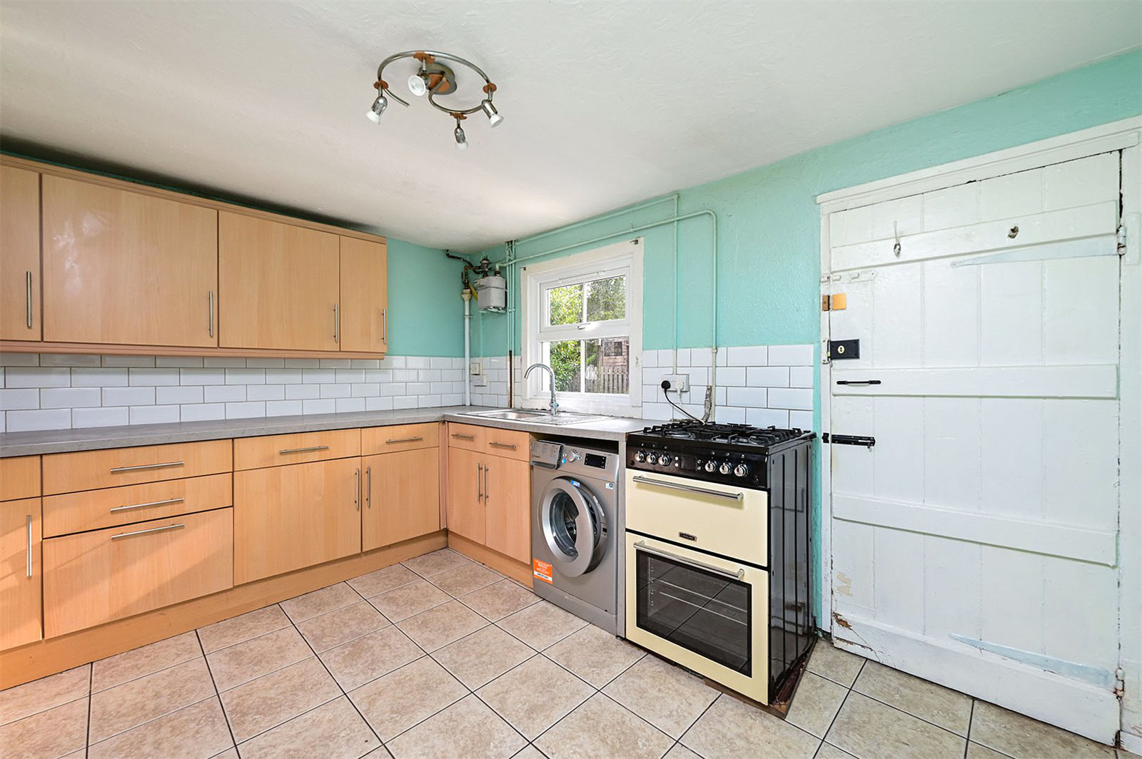Mytchett Road, Mytchett, Camberley, Surrey, GU16, photo 3