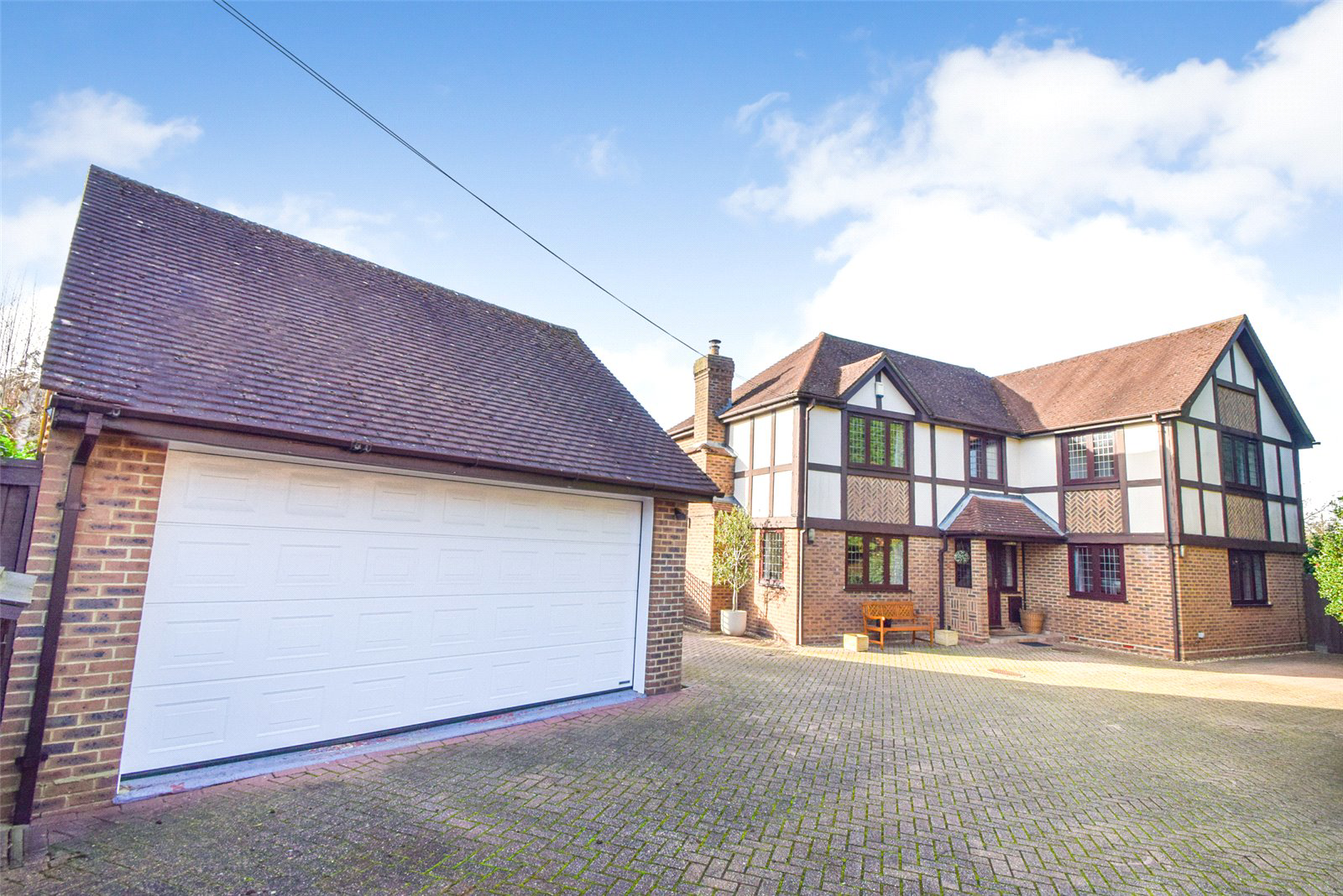 Moulsham Copse Lane, Yateley, Hampshire, GU46