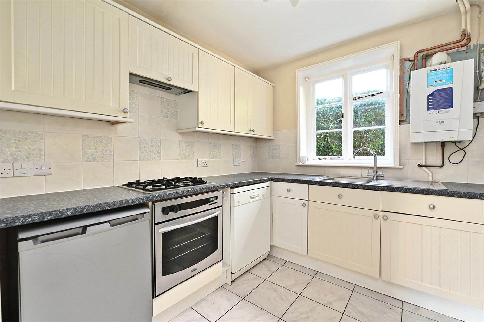 King Street, Odiham, Hook, Hampshire, RG29, photo 4