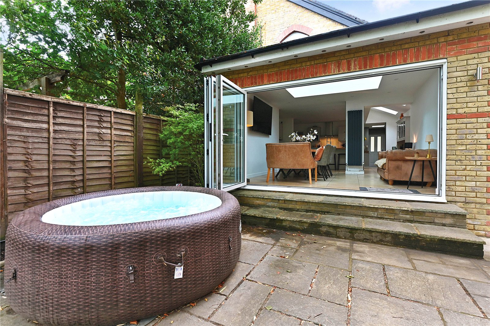 Gally Hill Road, Church Crookham, Fleet, Hampshire, GU52, photo 14