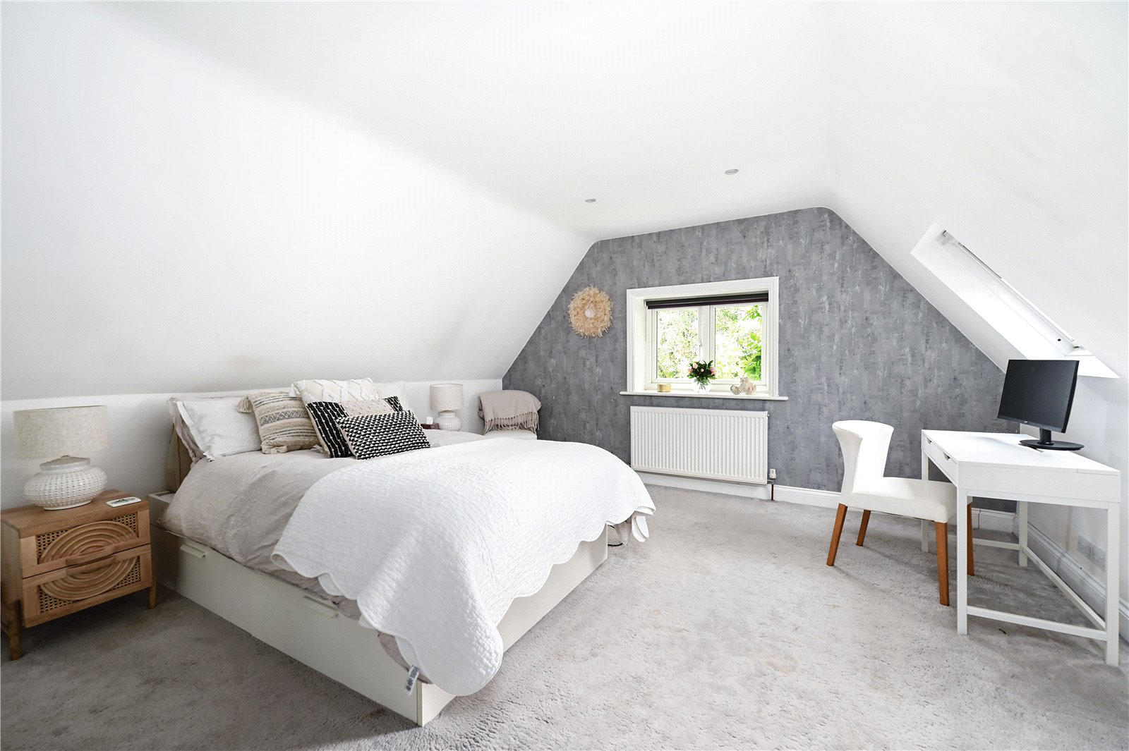 Gally Hill Road, Church Crookham, Fleet, Hampshire, GU52, photo 8