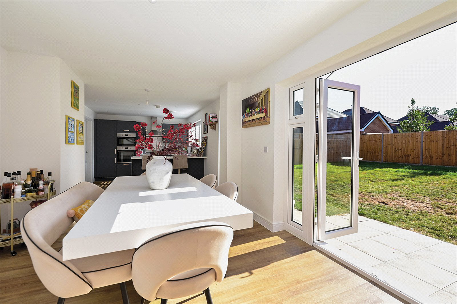 Summerstead Farm Road, Sherfield-on-Loddon, Hook, Hampshire, RG27, photo 3