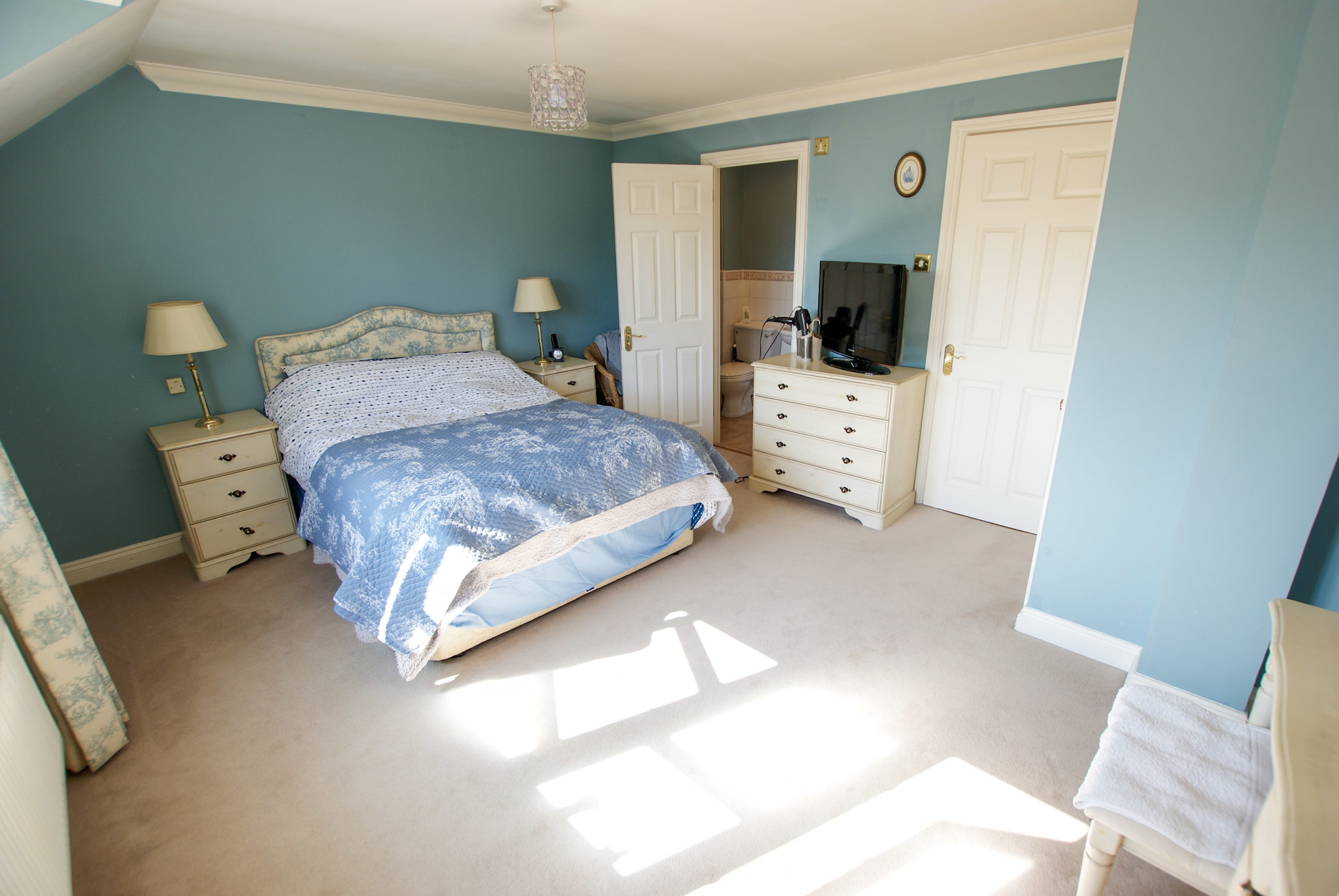 Swan Court, Hartley Wintney, Hook, RG27, photo 7