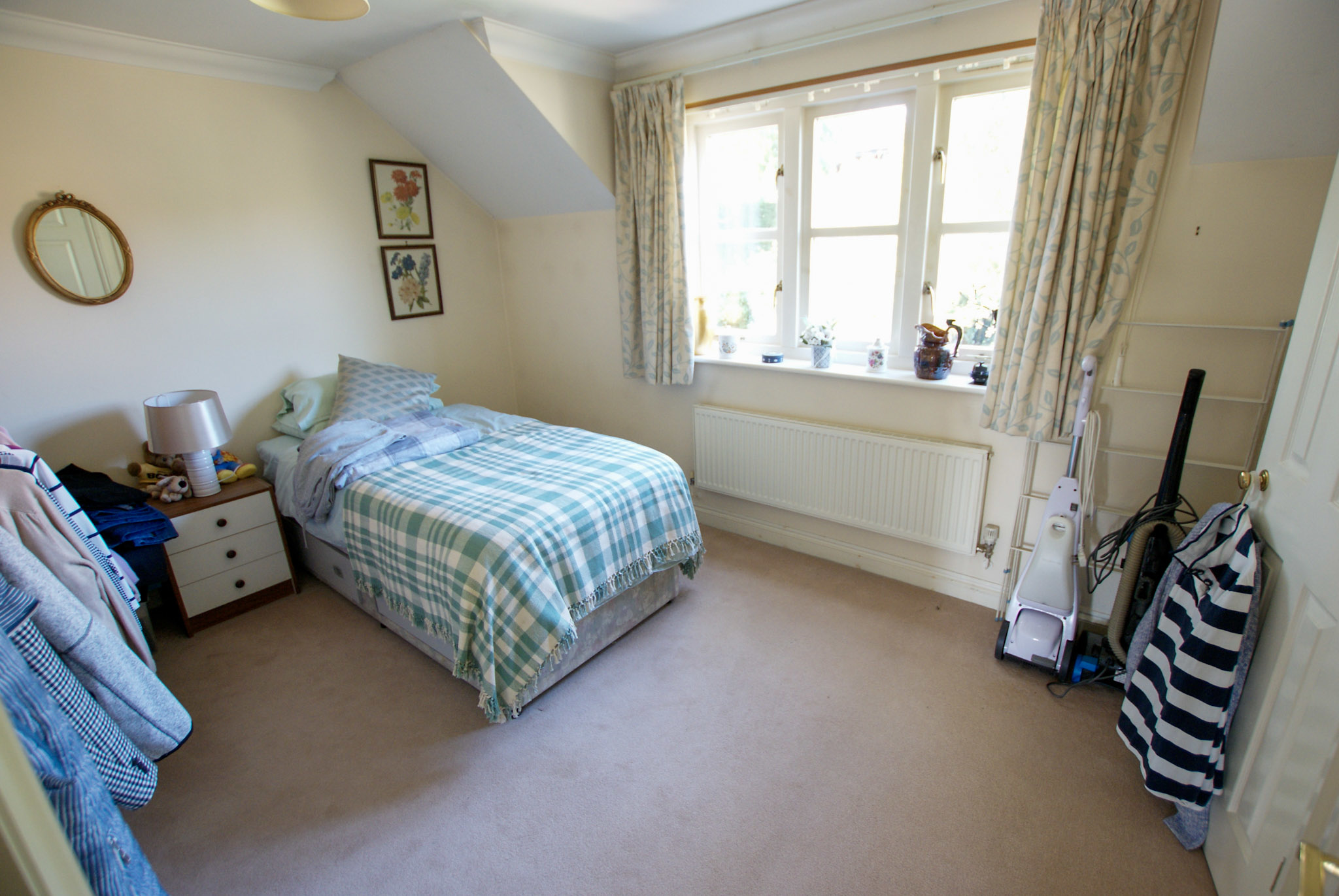 Swan Court, Hartley Wintney, Hook, RG27, photo 8