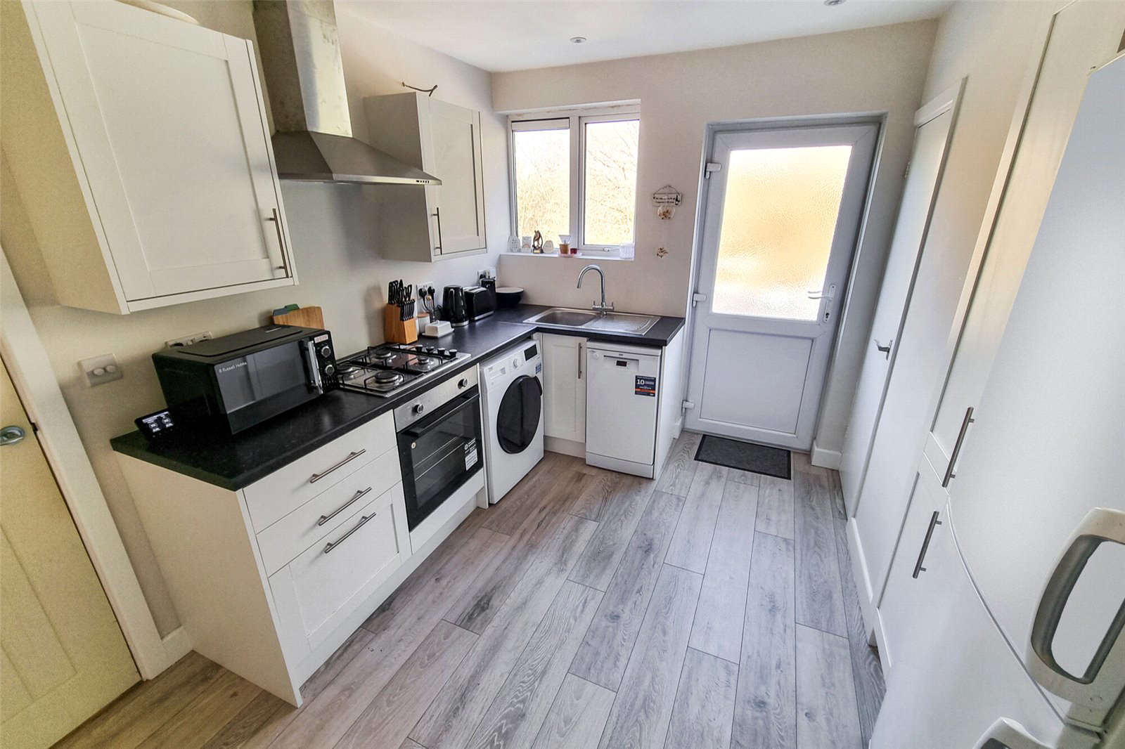 May Crescent, Ash, Guildford, Surrey, GU12, photo 5