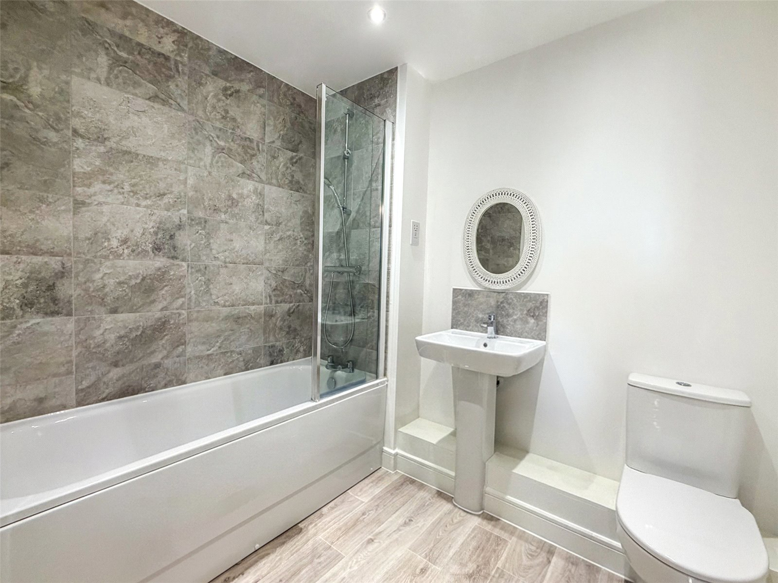 Hardinge Close, Wellesley, Aldershot, Hampshire, GU11, photo 5