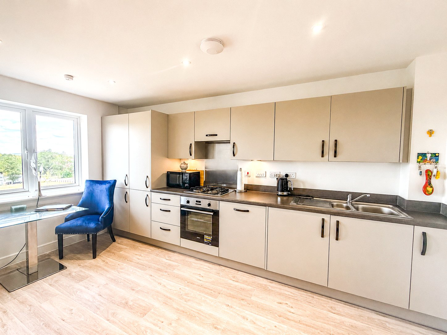 Hardinge Close, Wellesley, Aldershot, Hampshire, GU11, photo 6