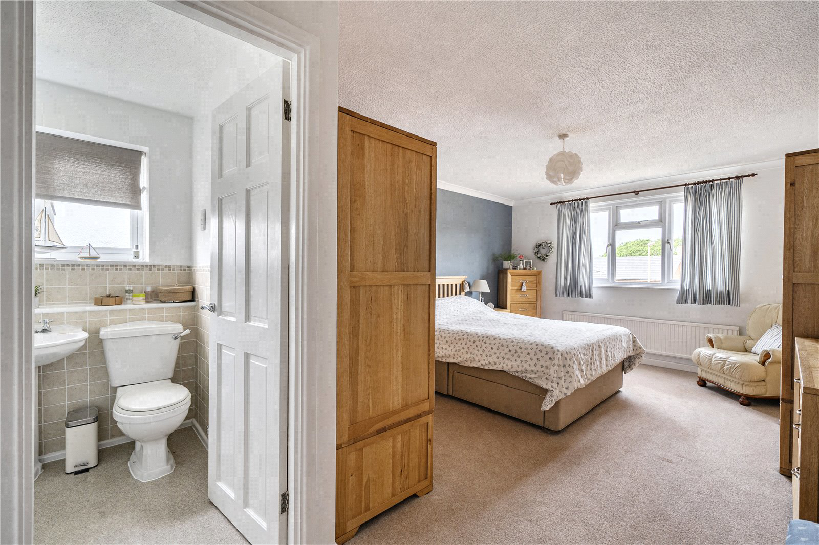 Franklin Avenue, Hartley Wintney, Hook, Hampshire, RG27, photo 11