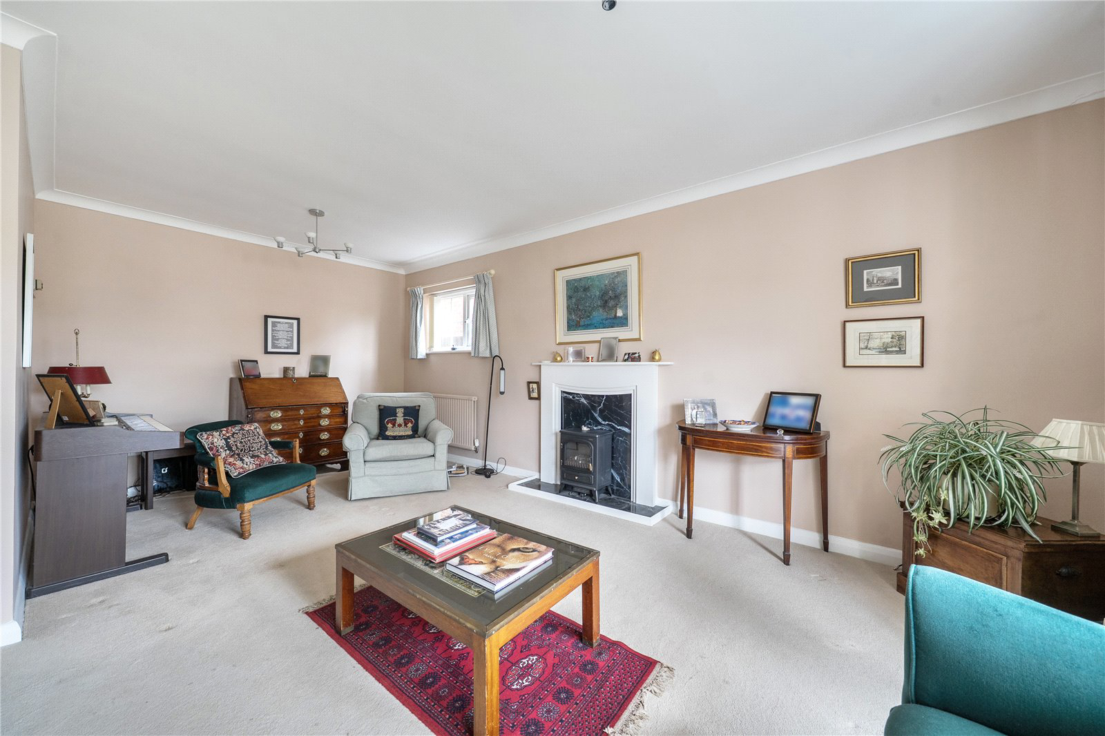 Springfield Avenue, Hartley Wintney, Hampshire, RG27, photo 3