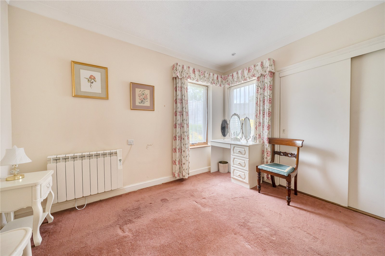 Hartford Court, Hartley Wintney, Hook, Hampshire, RG27, photo 6