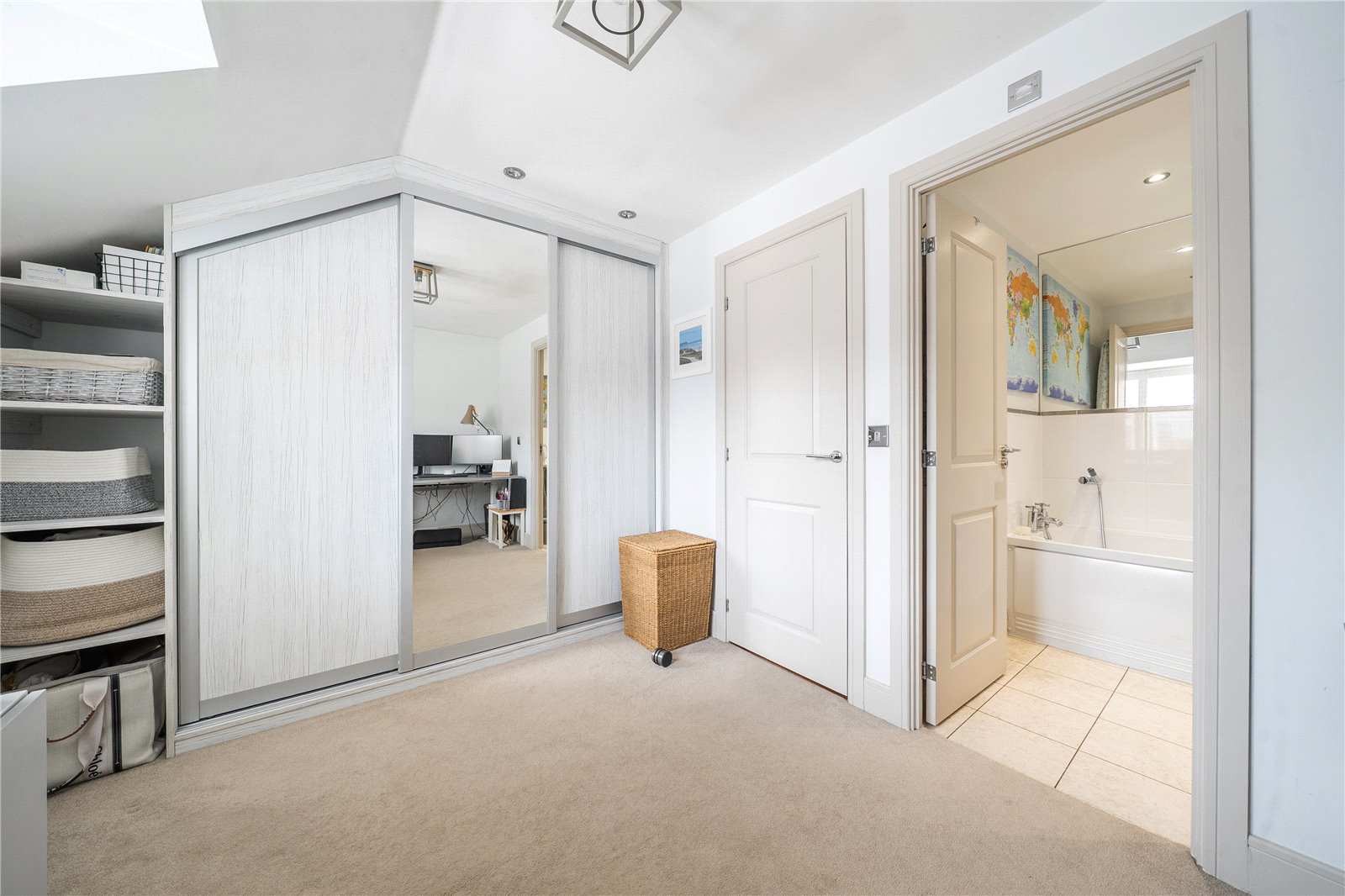 Hatts Close, Hartley Wintney, Hook, Hampshire, RG27, photo 15