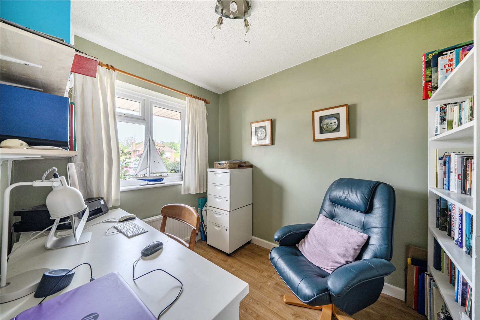 Franklin Avenue, Hartley Wintney, Hook, Hampshire, RG27, photo 9
