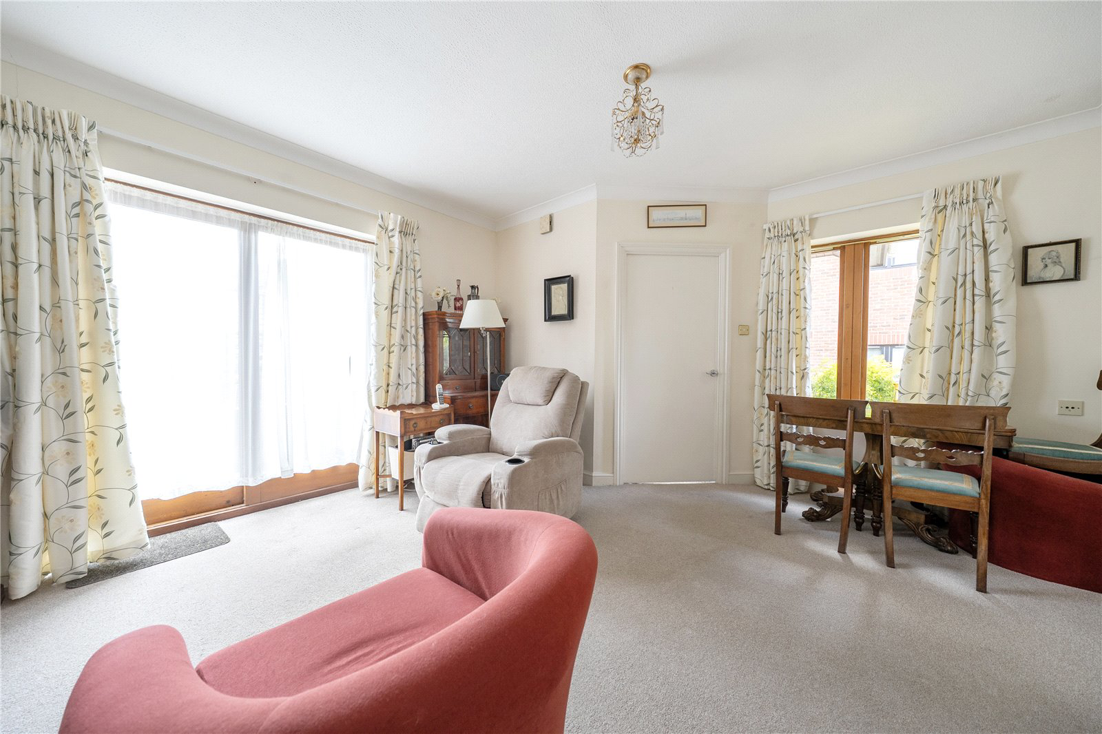 Hartford Court, Hartley Wintney, Hook, Hampshire, RG27, photo 5