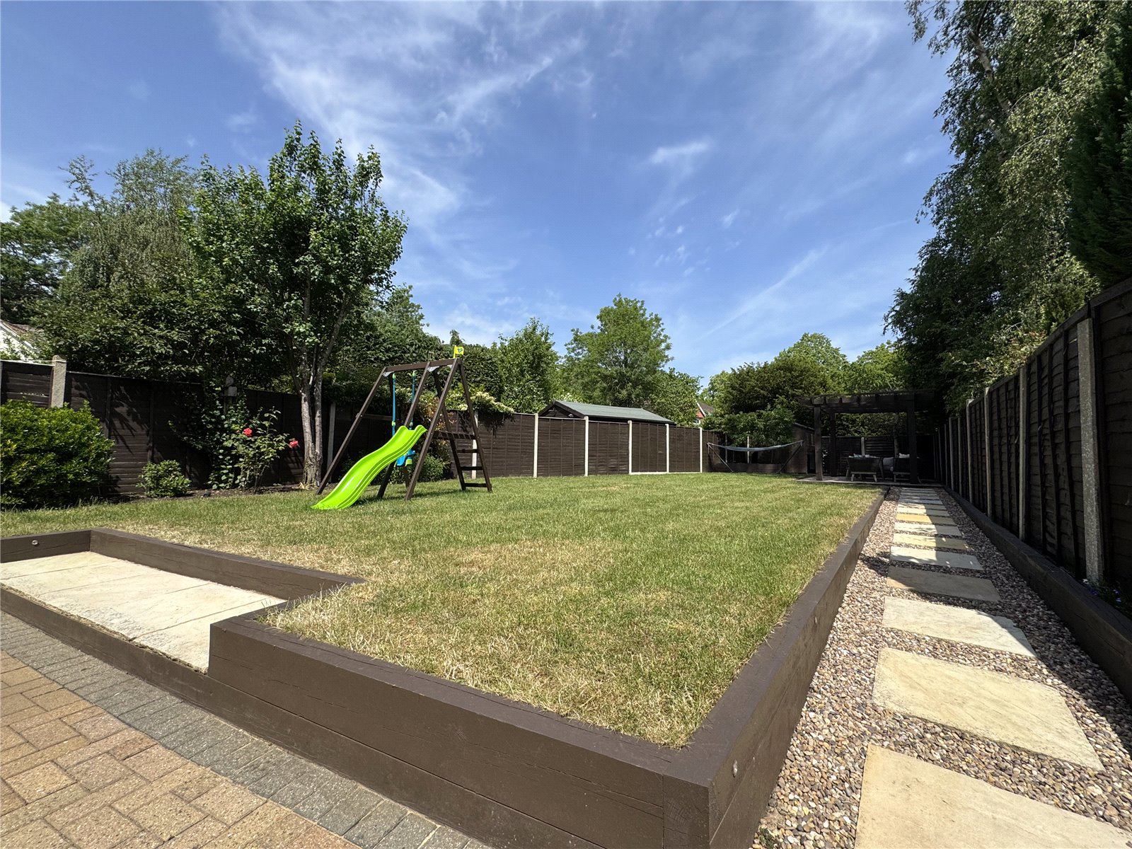 Paddock Court, Hartley Wintney, Hampshire, RG27, photo 21