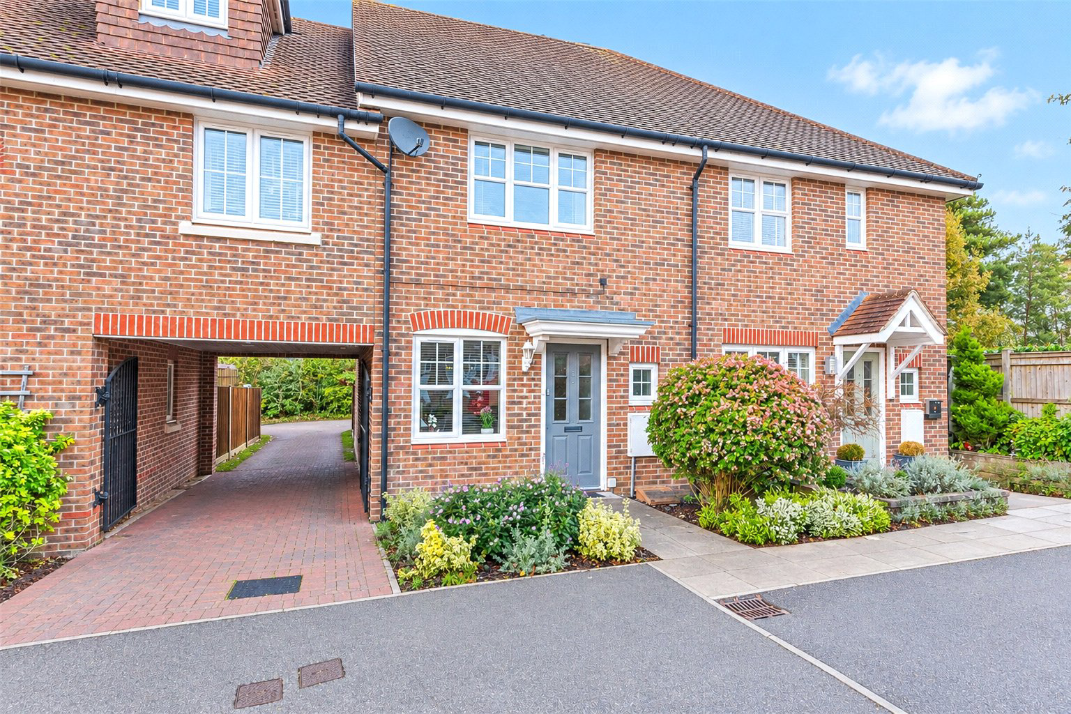 Stockbridge Road, Fleet, Hampshire, GU51