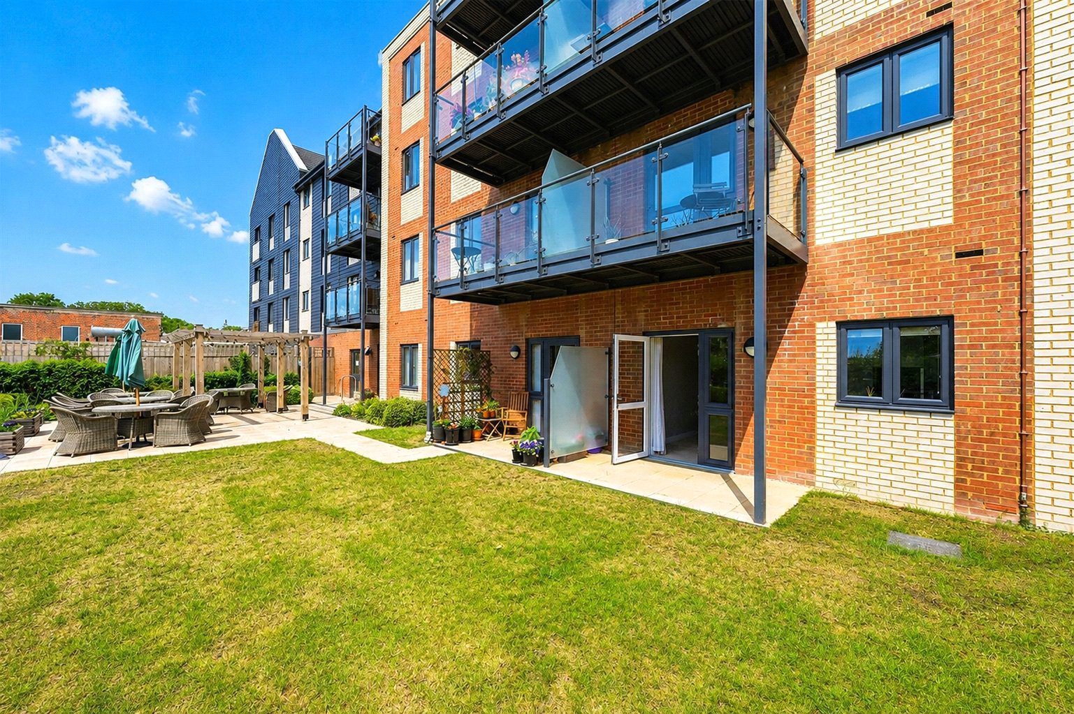 Station Road, Hook, Hampshire, RG27