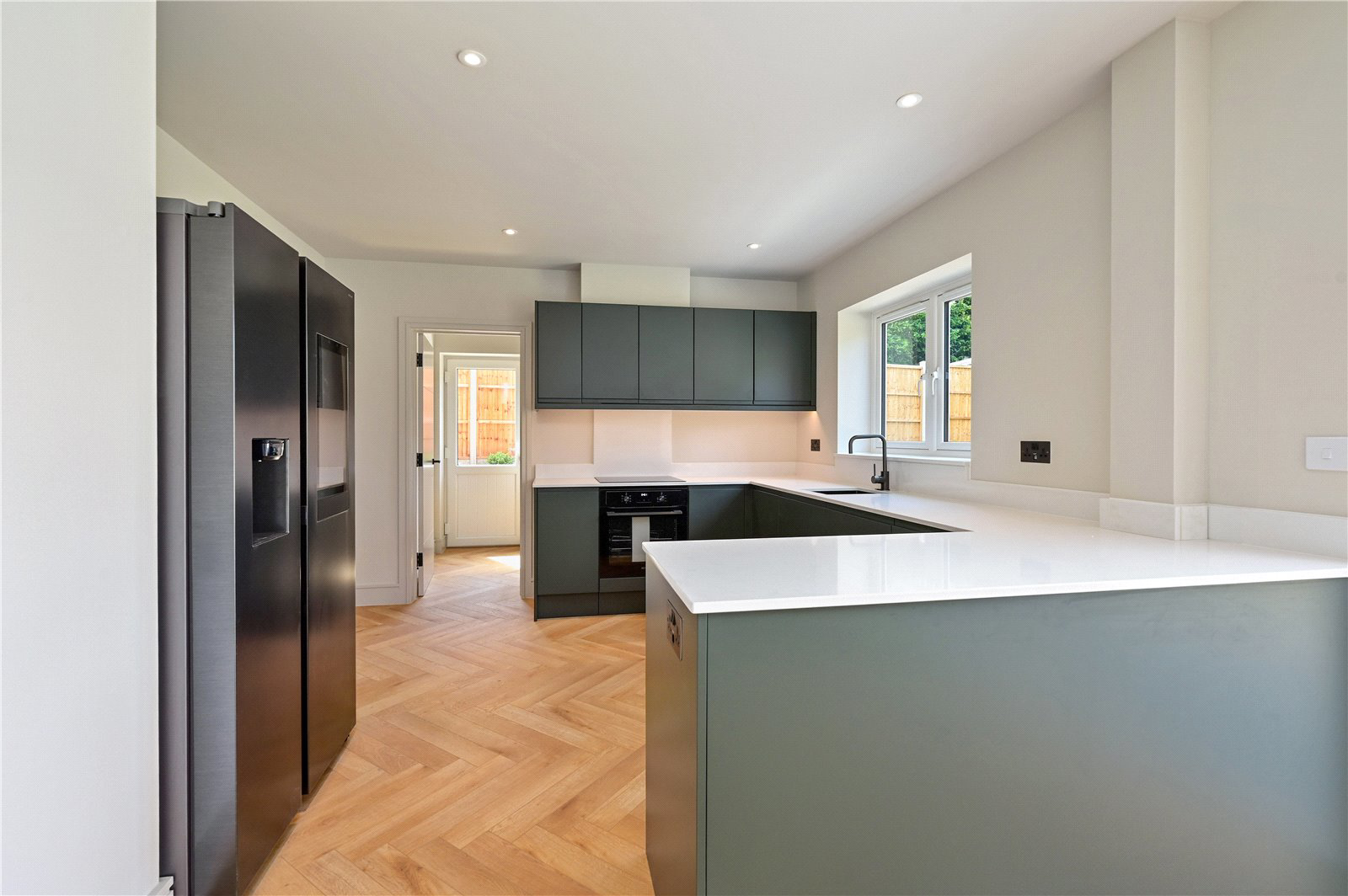 Elm Hill, Normandy, Guildford, Surrey, GU3, photo 3