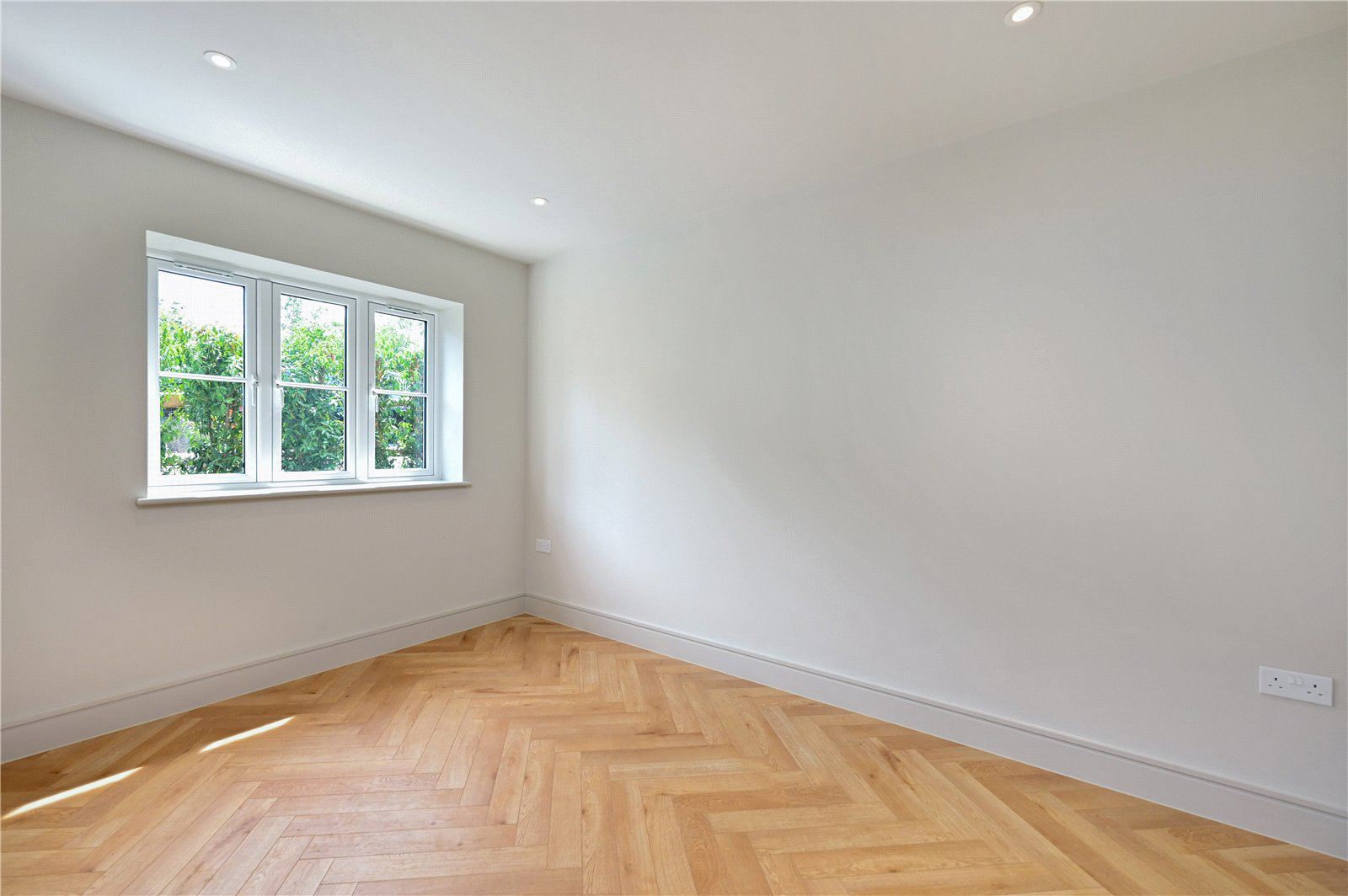 Elm Hill, Normandy, Guildford, Surrey, GU3, photo 5