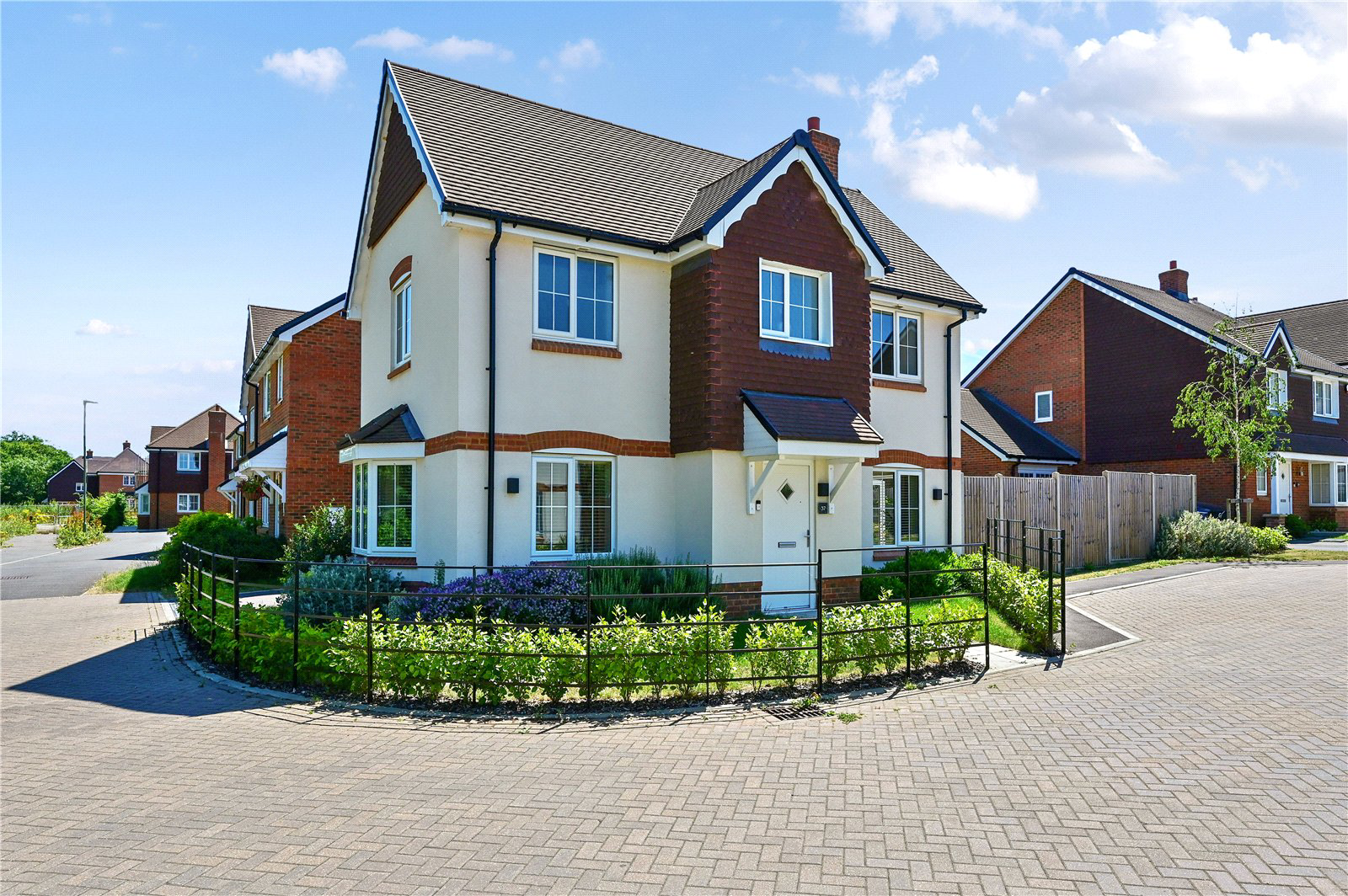 Blacklands Farm Way, Sherfield-On-Loddon, Hampshire, RG27, photo 18