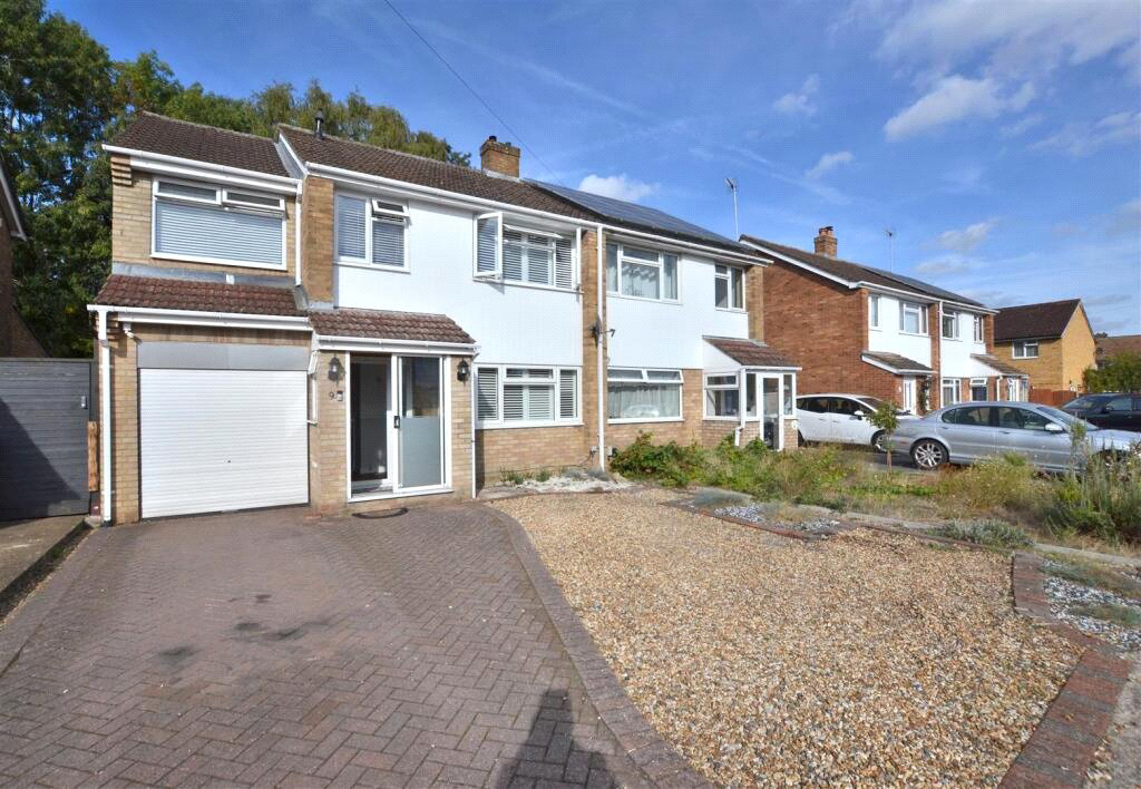 Nash Close, Farnborough, Hampshire, GU14