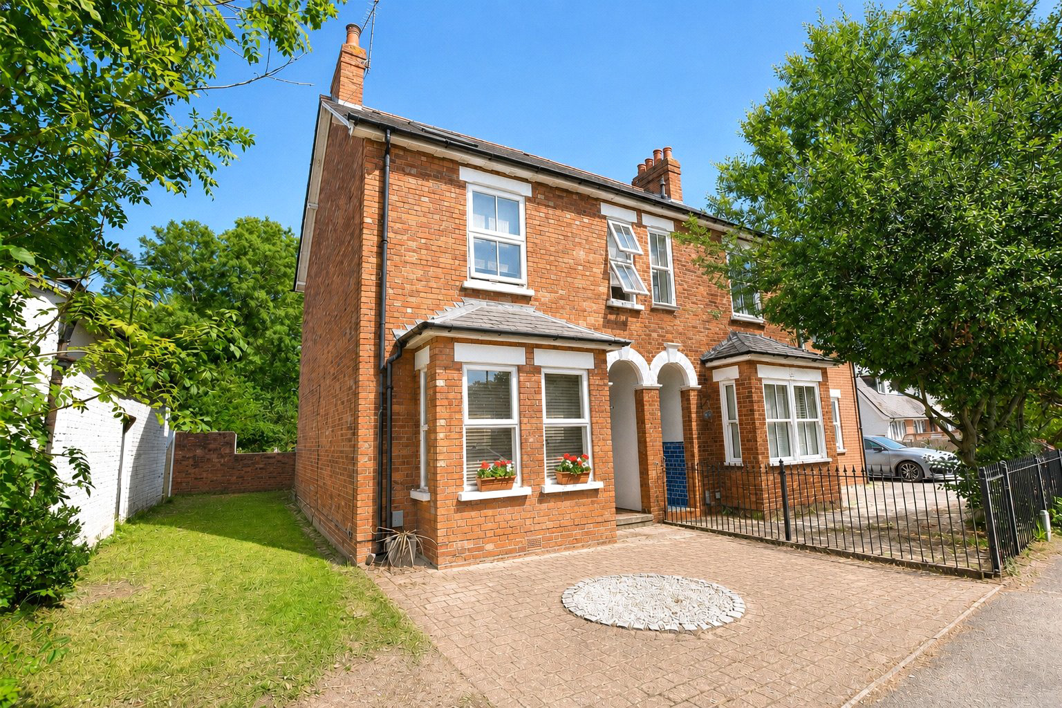 Rectory Road, Farnborough, Hampshire, GU14