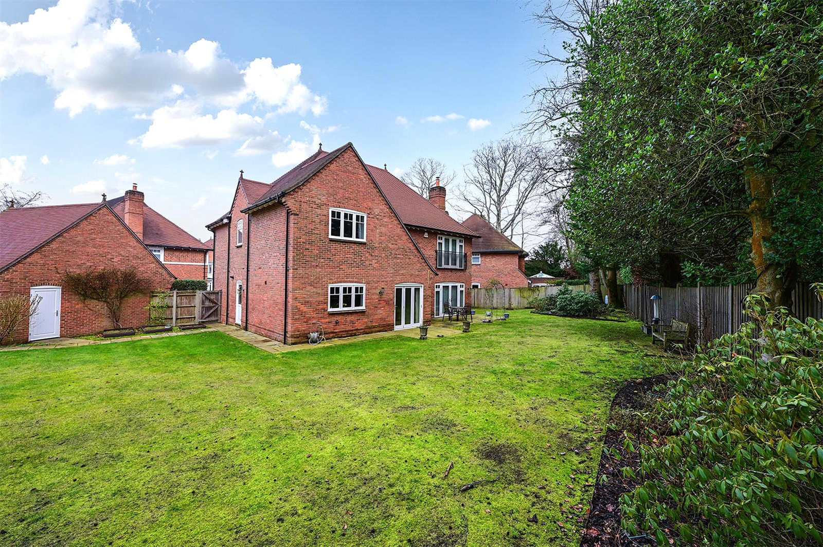 Robins Gardens, Fleet, Hampshire, GU51, photo 4