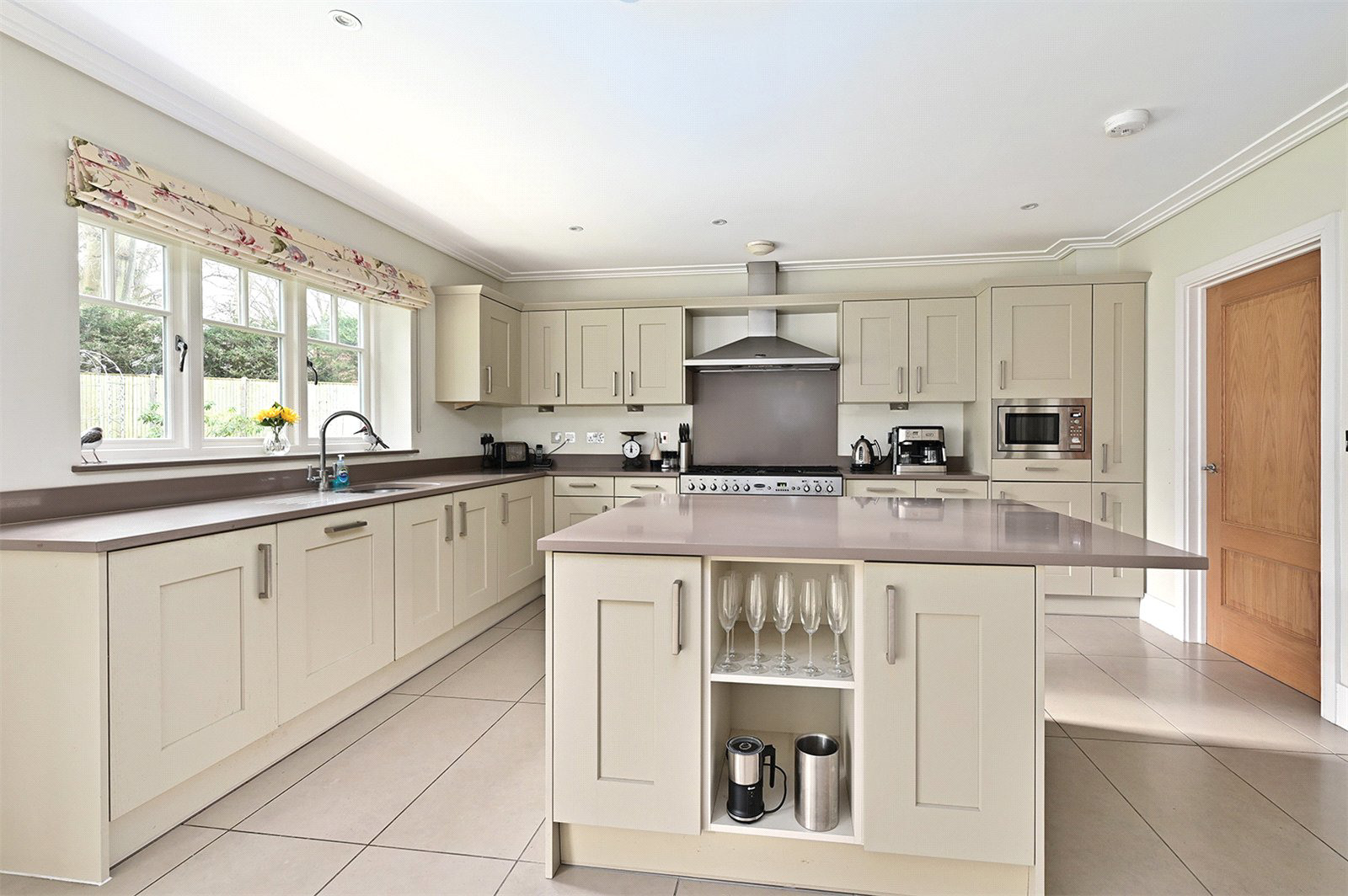 Robins Gardens, Fleet, Hampshire, GU51, photo 9