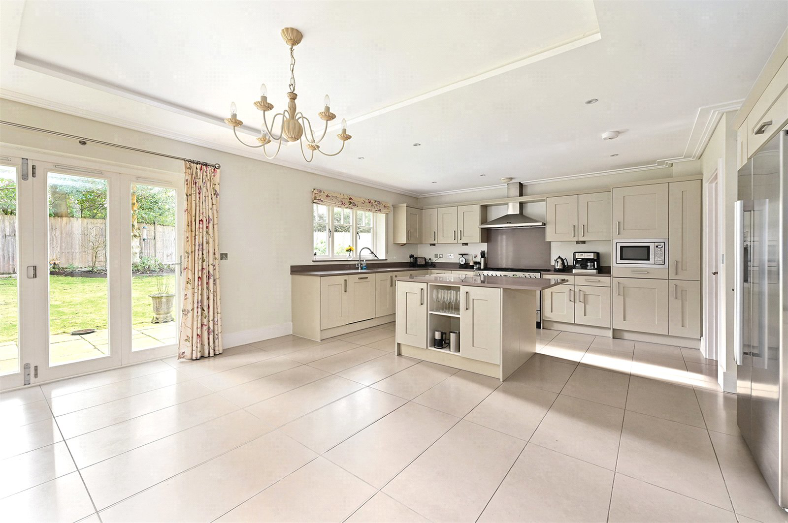 Robins Gardens, Fleet, Hampshire, GU51, photo 2