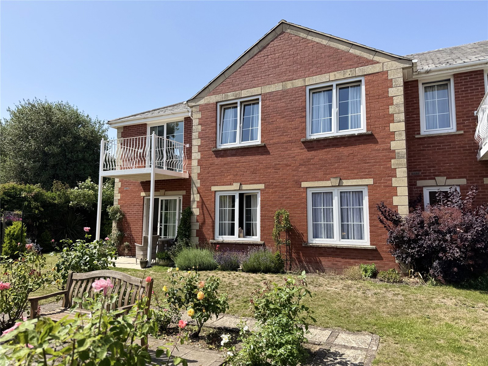 Hartford Court, Hartley Wintney, Hook, Hampshire, RG27