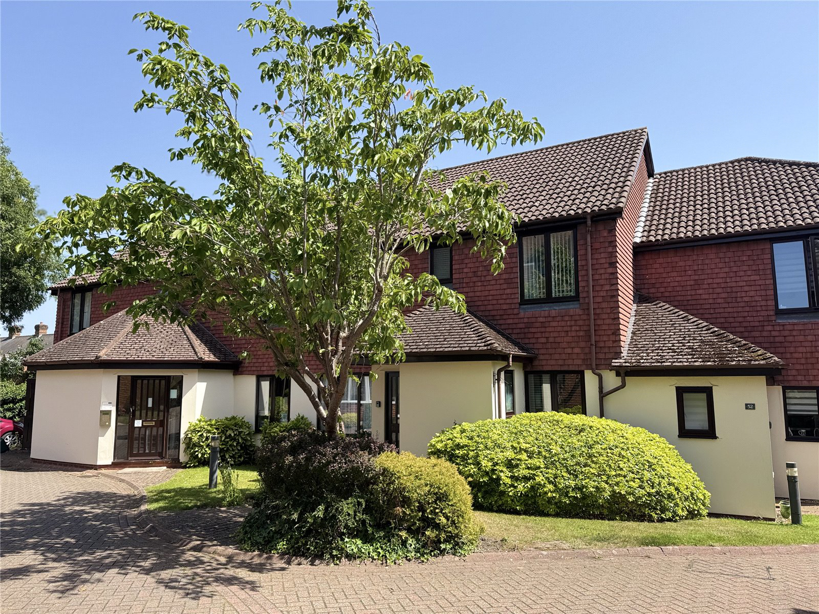 Hartford Court, Hartley Wintney, Hook, Hampshire, RG27