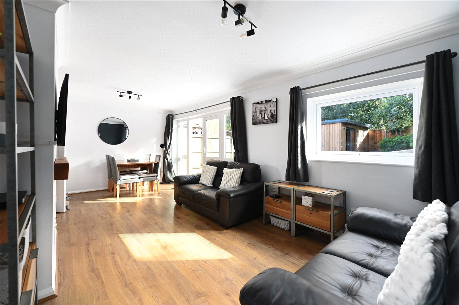 Potters Crescent, Ash, Guildford, Surrey, GU12, photo 4