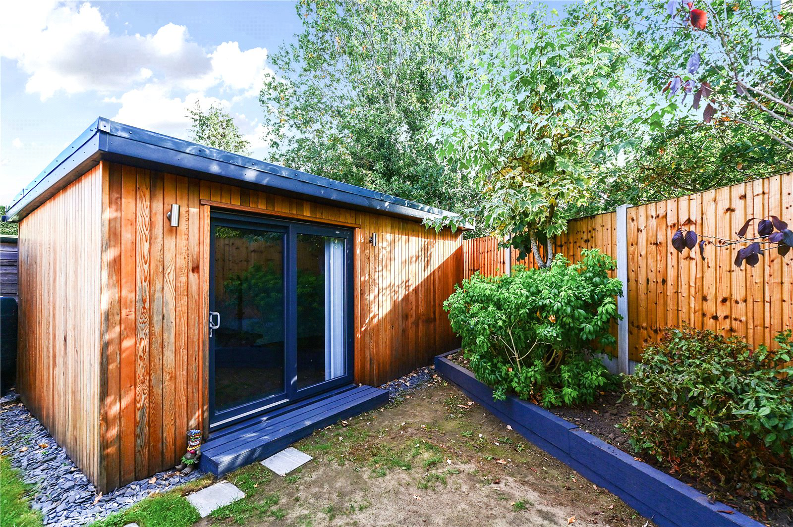 Potters Crescent, Ash, Guildford, Surrey, GU12, photo 6