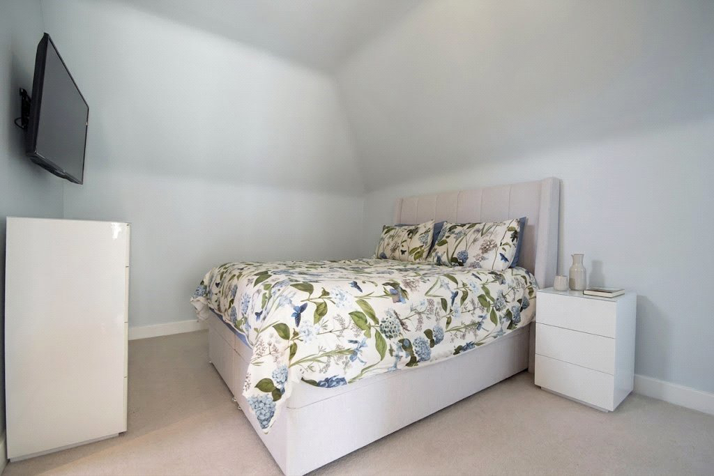 Cuckoo Crescent, Blackwater, Camberley, Hampshire, GU17, photo 17