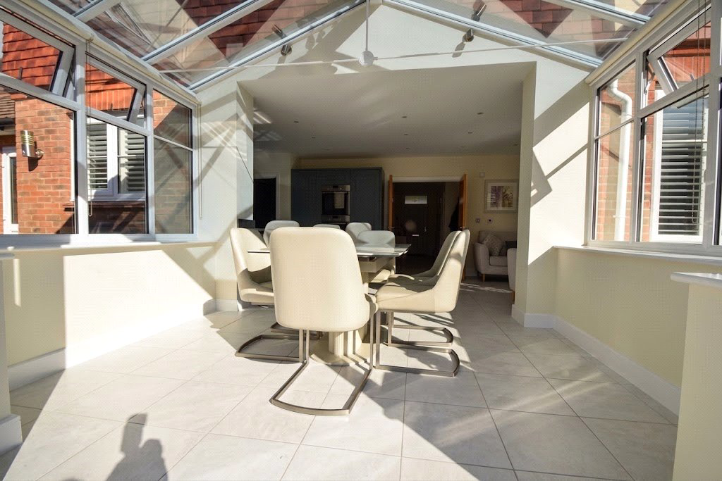 Cuckoo Crescent, Blackwater, Camberley, Hampshire, GU17, photo 19